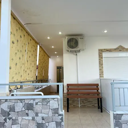 Bella בית הארחה 3*