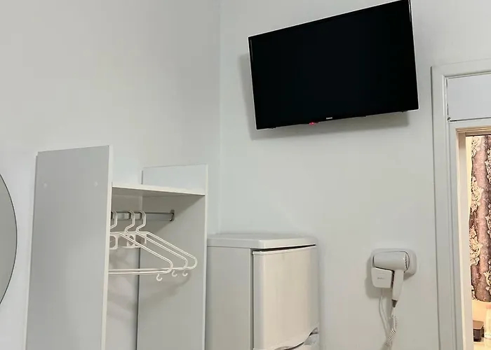 Casa de hóspedes Bella 3*